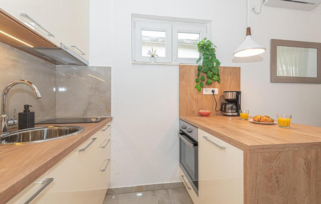 Holiday Home Gveric Vodice Exterior photo